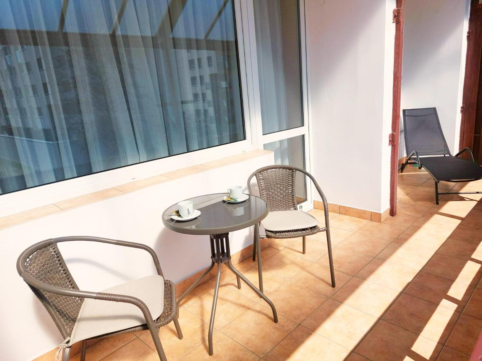 Apartament Tychy Miasto 60M2 Luaran gambar