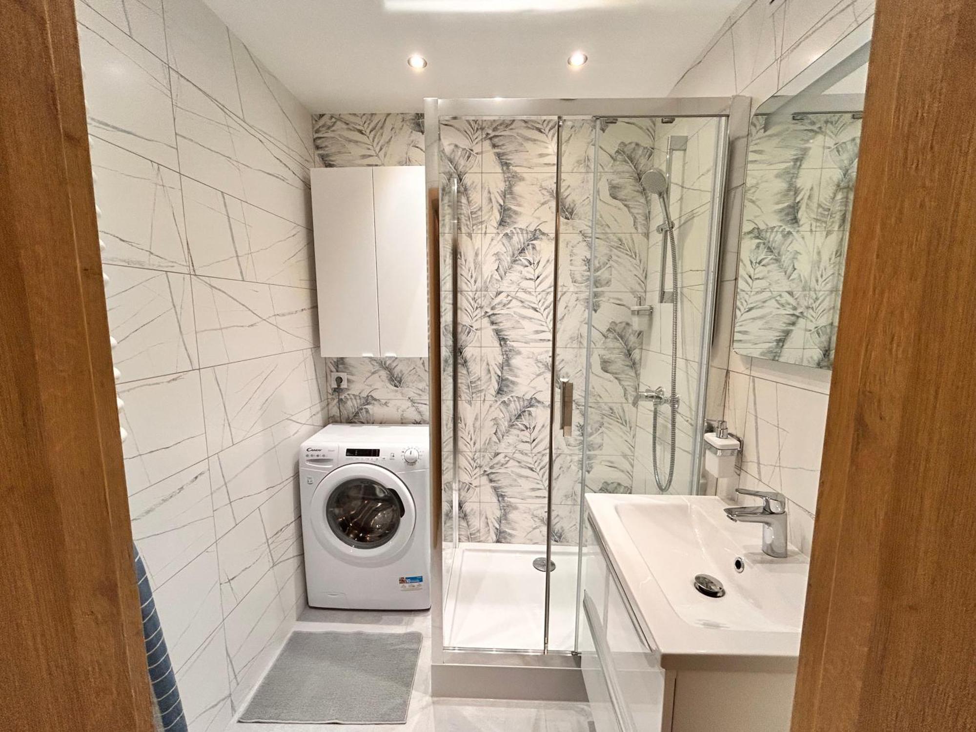 Apartament Tychy Miasto 60M2 Luaran gambar